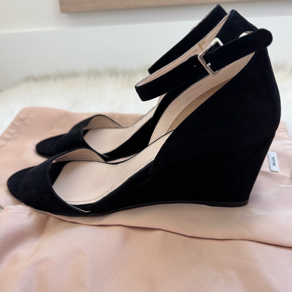 Brand new prada suede wedge black kitten heel sandals 38.5 - Picture 7 of 14